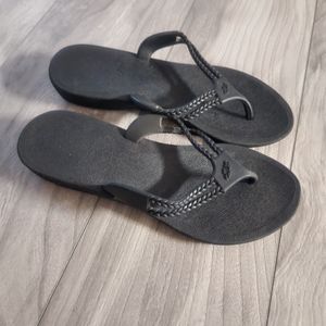 Pali Hawaii Braided Sandals size 6